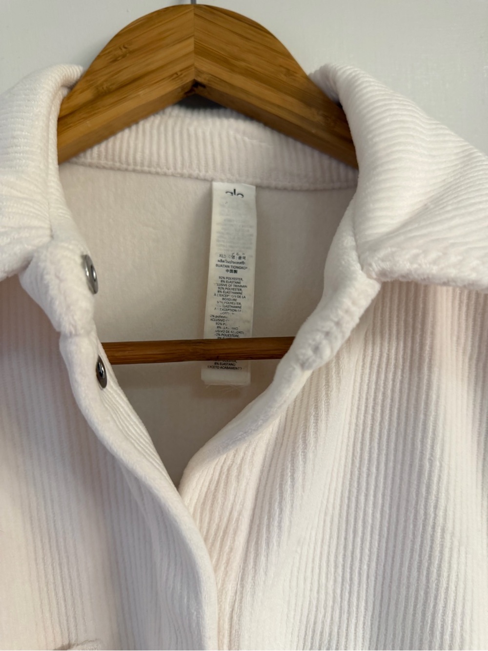 ALO Yoga Ribbed Velour Mountain Side Shacket Button-Up Shirt Jacket in Bone - Picture 2 of 6